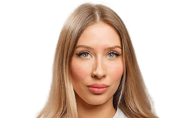 Змеева (Каймурзина) Алёна